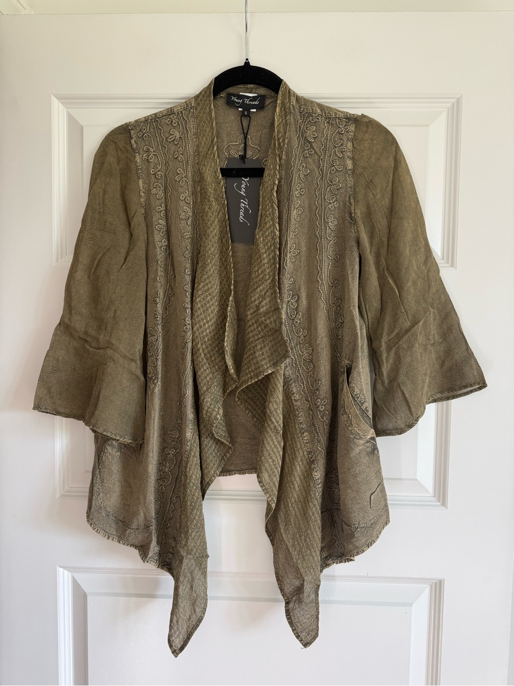 Young Threads NWT Olive Embroidered Boho Kimono Cardigan Size Small